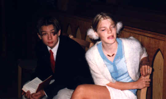 wpe15.jpg (14552 bytes)